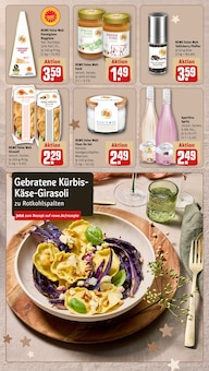 Parmesan Angebot im REWE Prospekt, gültig von 15.12.2025 bis 20.12.2025 Parmesan Angebot im aktuellen REWE Prospekt auf Seite 19