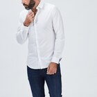 Chemise effet stretch manches longues blanc homme - LH en promo chez La Halle Chemise effet stretch manches longues blanc homme - LH dans le catalogue La Halle