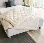 Aktuelle Bettdecke Angebote bei Segmüller in Leverkusen Aktuelles Ganzjahresbett "Alexia" Angebot bei Segmüller in Leverkusen ab 79,99 €