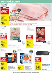 Prix et réduction Saumon Fumé dans le prospectus Carrefour en cours Offre Saumon Fumé dans le catalogue Carrefour du moment à la page 21