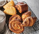 Assortiment de viennoiseries pur beurre X8 - Intermarché Super à Lille Assortiment de viennoiseries pur beurre X8 en promo chez Intermarché Super Lille à 3,59 €