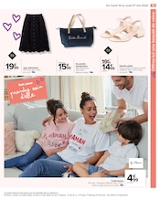 T-Shirt Angebote im Prospekt "La fête des mères, reines d'un jour" von Carrefour auf Seite 21