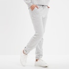 Pantalon jogging droit molleton gris clair femme à 15,99 € dans le catalogue La Halle