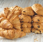 Duo de 8 croissants et 8 pains au chocolat dans le catalogue Carrefour