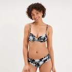Promo Haut de maillot de bain push up armaturé ecru femme à 15,99 € dans le catalogue La Halle à Brives-Charensac