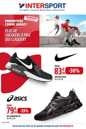 Chaussures Angebote im Prospekt "PLUS DE SNEAKERS À PRIX QUI CLAQUENT" von Intersport auf Seite 1