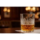 Blended Scotch Whisky - BLACK & WHITE dans le catalogue Carrefour