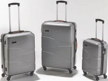 Valises rigides 4 roues - Carrefour à Calais Valises rigides 4 roues en promo chez Carrefour Calais à 39,00 €