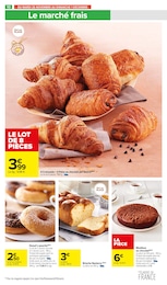 Offre Croissant Au Chocolat dans le catalogue Carrefour Market du moment à la page 12