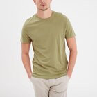 T-shirt en coton manches courtes vert kaki homme en promo chez La Halle T-shirt en coton manches courtes vert kaki homme dans le catalogue La Halle