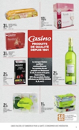 Offre Vin Blanc Sec dans le catalogue Petit Casino du moment à la page 5