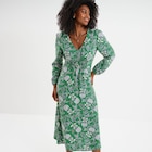 Robe longue empire manches longues vert menthe femme dans le catalogue La Halle