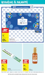 Prix et réduction Mouchoirs dans le prospectus Carrefour Market en cours Offre Mouchoirs dans le catalogue Carrefour Market du moment à la page 13