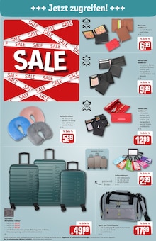 Bekleidung im REWE Prospekt "Dein Markt" mit 40 Seiten (Hamburg)