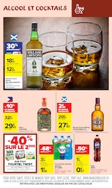 Promos Eau Minérale dans le catalogue "LE MOIS DES SUPPORTERS" de Carrefour Market à la page 11