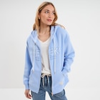 Promo Sweat zippé à capuche bleu lavande femme à 25,99 € dans le catalogue La Halle à Saint-Martial-d'Artenset