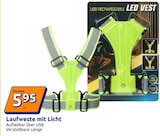 Kleidung im Action Prospekt Laufweste mit Licht im aktuellen Action Prospekt für 5,95 €