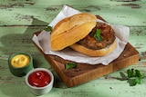 Aktuelles Frikadellenbrötchen Angebot bei REWE in Siegen (Universitätsstadt)