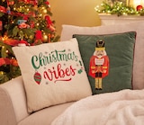 Coussin de Noël en promo chez Gifi Saint-Germain-en-Laye à 4,99 €