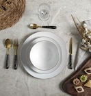 Service de table porcelaine à 19,99 € dans le catalogue Maxi Bazar