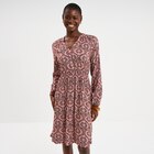 Robe longueur genou fluide col en V marron chocolat femme - La Halle à Gap Robe longueur genou fluide col en V marron chocolat femme en promo chez La Halle Gap à 14,99 €