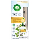 Spray désodorisant automatique - AIR WICK en promo chez Carrefour Market Spray désodorisant automatique - AIR WICK dans le catalogue Carrefour Market
