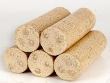 Premium-Holzbriketts bei Thomas Philipps im Groß Kiesow Prospekt für 3,99 €