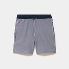 La Halle La Garde - Promo Short de bain taille élastiquée bleu marine garçon Promo Short de bain taille élastiquée bleu marine garçon à 12,99 € dans le catalogue La Halle à La Garde