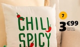 Promo Coussin à 3,99 € dans le catalogue Gifi à Coulommiers