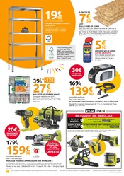Perceuse-Visseuse Angebote im Prospekt "LES PROJETS D'ÉTÉ nous RAPPROCHENT depuis 45 ans" von Mr.Bricolage auf Seite 6