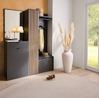 Kompaktgarderobenserie „PHIL“ von Voleo im aktuellen Zurbrüggen Prospekt