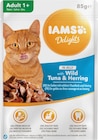 Nassfutter für Katzen, Adult, Delights, Thunfisch & Hering in Gelee Angebote von IAMS bei dm-drogerie markt Jena für 0,75 €