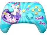 299356 MY LITTLE PONY Controller Türkis für Nintendo Switch, Switch OLED im MediaMarkt Saturn Prospekt 299356 MY LITTLE PONY Controller Türkis für Nintendo Switch, Switch OLED von FREAKS & GEEKS im aktuellen MediaMarkt Saturn Prospekt für 29,99 €