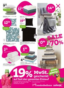 Kissen im mömax Prospekt "Bis -55% auf viele Planungsküchen" mit 16 Seiten (Mannheim)