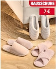 Hausschuhe im Angebot bei Woolworth in Kempen Hausschuhe Angebote bei Woolworth Kempen für 7,00 €