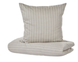 SATIN-WENDEBETTWÄSCHE „Calm Stripes“ von COMO green für 24,99 € bei Höffner im Angebot SATIN-WENDEBETTWÄSCHE „Calm Stripes“ von COMO green im aktuellen Höffner Prospekt