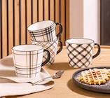 Tasse im Segmüller Prospekt Becher „Karomuster“ von Prima Tavola im aktuellen Segmüller Prospekt für 1,99 €