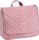 Kulturbeutel rosa im dm-drogerie markt Prospekt Kulturbeutel rosa von Vito & Joe im aktuellen dm-drogerie markt Prospekt für 11,95 €