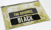 Pochette Classy black en plastique - Géant Casino à Boulogne-Billancourt Pochette Classy black en plastique en promo chez Géant Casino Boulogne-Billancourt à 6,00 €