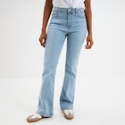 Jeans flare 5 poches Creeks denim double stone femme - CREEKS - La Halle Jeans flare 5 poches Creeks denim double stone femme - CREEKS à 25,99 € dans le catalogue La Halle