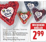 Erdbeeren, Kulturheidelbeeren, Himbeeren oder Tafeltrauben von EDEKA Herzstücke für 2,99 € bei E center im Angebot Erdbeeren, Kulturheidelbeeren, Himbeeren oder Tafeltrauben von EDEKA Herzstücke im aktuellen E center Prospekt