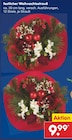 Schnittblumen im Netto Marken-Discount Prospekt festlicher Weihnachtsstrauß im aktuellen Netto Marken-Discount Prospekt für 9,99 €