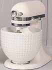 Küchenmaschine Porcelain 4,8L 5KSM156CXEPL im Angebot bei Zurbrüggen in Minden Küchenmaschine Porcelain 4,8L 5KSM156CXEPL Angebote von KitchenAid bei Zurbrüggen Minden für 399,00 €