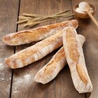 Baguette CARREFOUR en promo chez Carrefour Market Baguette CARREFOUR dans le catalogue Carrefour Market