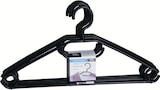Cintres avec tête tournante dans le catalogue Netto