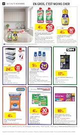 Promos Vêtements dans le catalogue "EN GROS, C'EST MOINS CHER" de Intermarché Super Vêtements en promo dans le catalogue Intermarché Super à la page 20