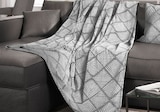 Living Kuscheldecke im Angebot bei Penny in Detmold Living Kuscheldecke Angebote von HOME IDEAS bei Penny Detmold für 9,99 €