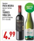 versch. Sorten oder TORRES VIÑA SOL im Angebot bei Marktkauf in Lemgo versch. Sorten oder TORRES VIÑA SOL Angebote von PATA NEGRA bei Marktkauf Lemgo für 4,99 €