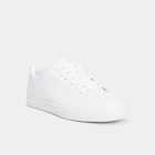 La Halle Dijon - Promo Baskets plates blanc homme Promo Baskets plates blanc homme à 19,99 € dans le catalogue La Halle à Dijon