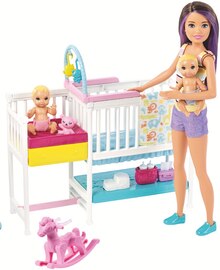 Skipper Babysitter Inc. - Kinderzimmer Spielset bei VEDES in Stuttgart Skipper Babysitter Inc. - Kinderzimmer Spielset im Angebot bei VEDES Stuttgart für 39,99 €